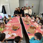DEPREMZEDE ÇOCUKLAR İLK KEZ PİZZA İLE TANIŞTI