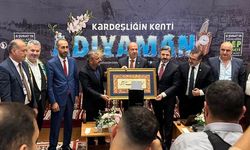 Ersin Tatar'a İstanbul'da İlgi Büyüktü