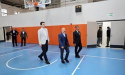 Vali Dr.Osman Varol Spor Salonu’nu inceledi