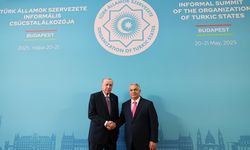 Cumhurbaşkanı Erdoğan Macaristan’da Coşkuyla karşılandı