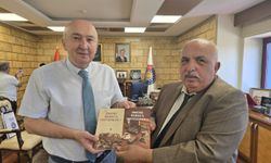 Rektör Yasım, Bekir Doğan'ı tebrik etti