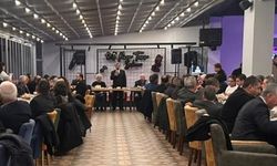 AK parti, gazeteciler gününde Gazetecilerle