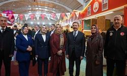 Ahmet Aydın, Kahta Belediyesi Ramazan Çarşısı’nı ziyaret etti