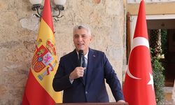 Ömer Bolat İspanya'da Türk işadamlarıyla bir araya geldi.