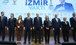 Cemil Tugay, AK Parti’ye katıldı: Rozetini Erdoğan taktı