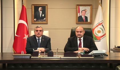 Kasım Gülpınar Görevi Devraldı