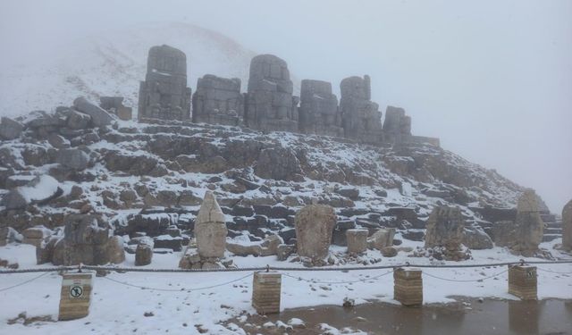 Nemrut Dağı Karl'a da Güzel