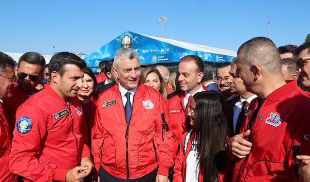 Ömer Bolat: 'Açığı kapatıyoruz, döviz biriktiriyoruz, '