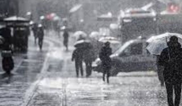 Meteoroloji 32 il için sağanak uyarısı verdi