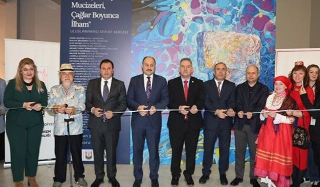 Kasım GÜLPINAR: “BU SERGİ MEDENİYETLER ARASI BİR KÖPRÜDÜR”