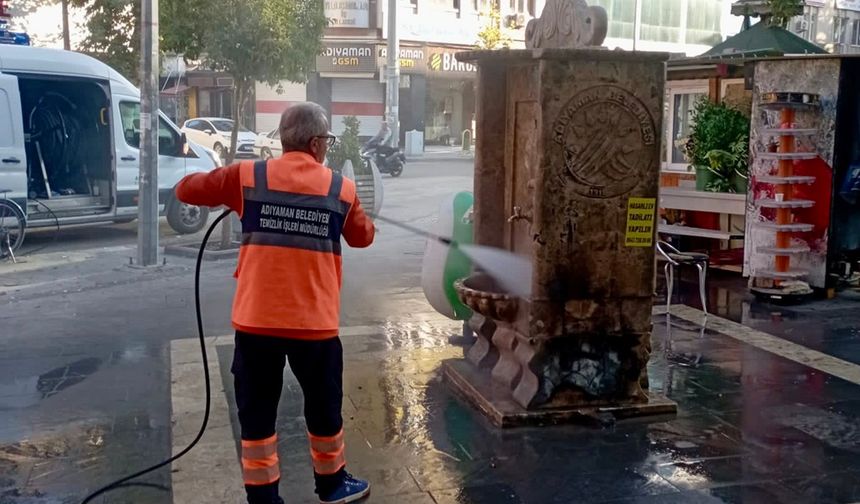 ADIYAMAN BELEDİYESİ’NDE  7/24 TEMİZLİK MESAİSİ