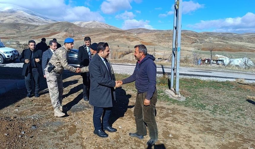 Sincik’te Minik öğrencileri Kaymakam sevindirdi