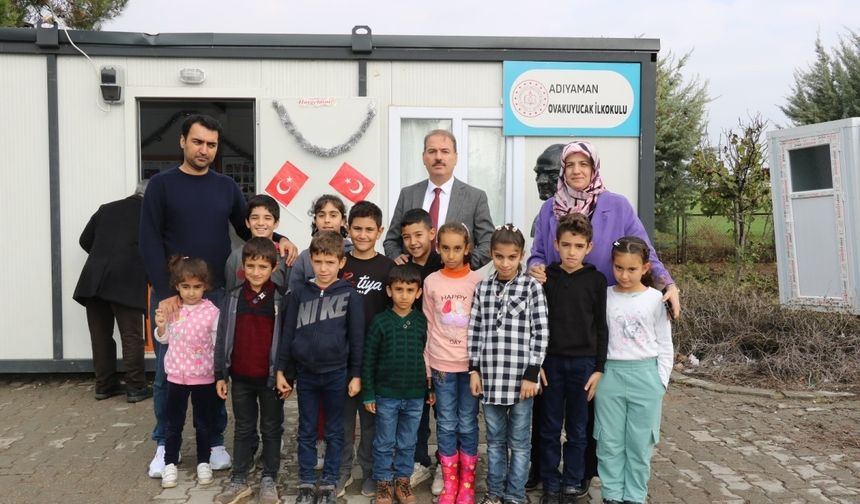 Milli Eğitim Müdür Tosun köy okullarında