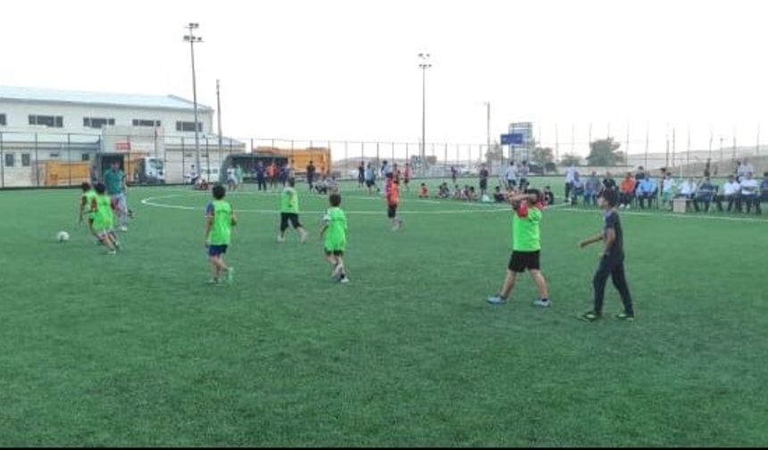 Tut’ta köyler arası futbol turnuvası dostluk maçıyla başladı
