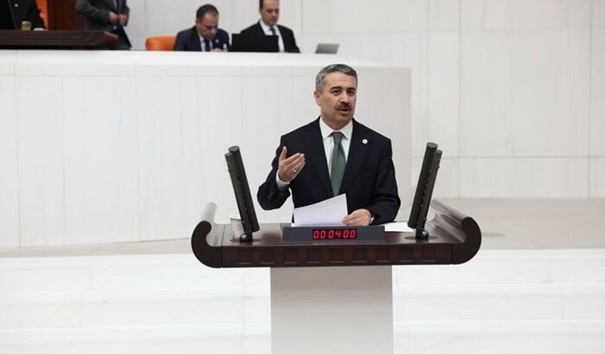 Mustafa Alkayış: Tarihi bir ana şahitlik ediyoruz