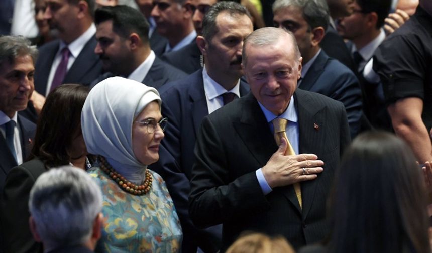 Cumhurbaşkanı Erdoğan “AK Parti ailesini yeni katılımlarla büyütüyoruz”