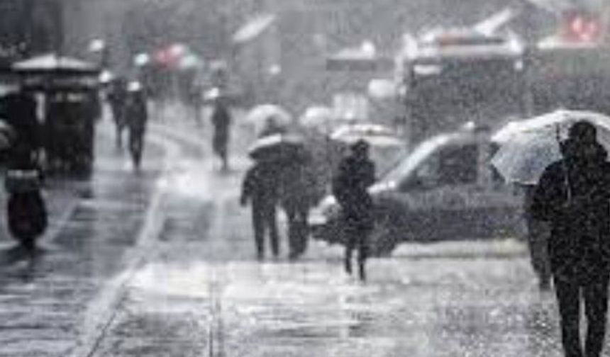 Meteoroloji 32 il için sağanak uyarısı verdi