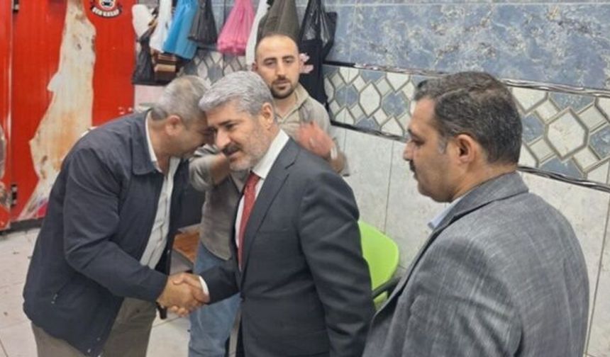 Reşit Alkan vatandaşların bayramını tebrik etti