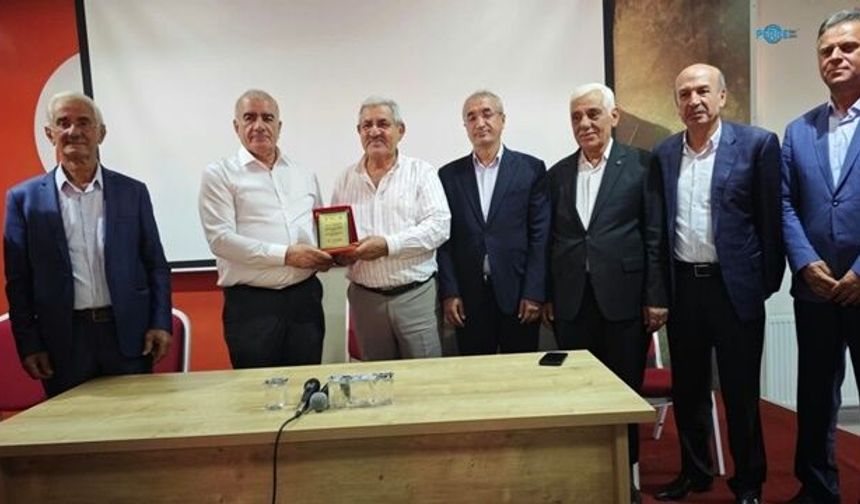 Hüseyin Özhan, Akıncılar Belediye Başkanı Çetinkaya’yı ziyaret etti
