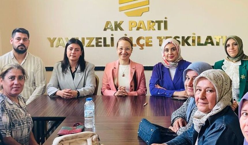 Derya Bakbak vatandaşları evlerinde ziyaret etti