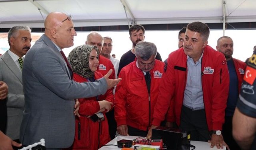 İshak Şan TEKNOFEST hazırlıklarını inceledi