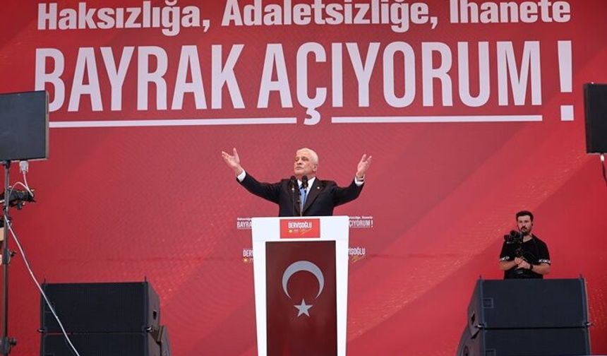 Müsavat Dervişoğlu Aksaray’da “Bayrak Açtı”