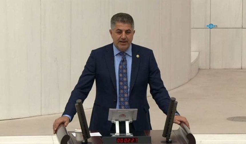 İshak Şan sahte hesaplara tepki gösterdi