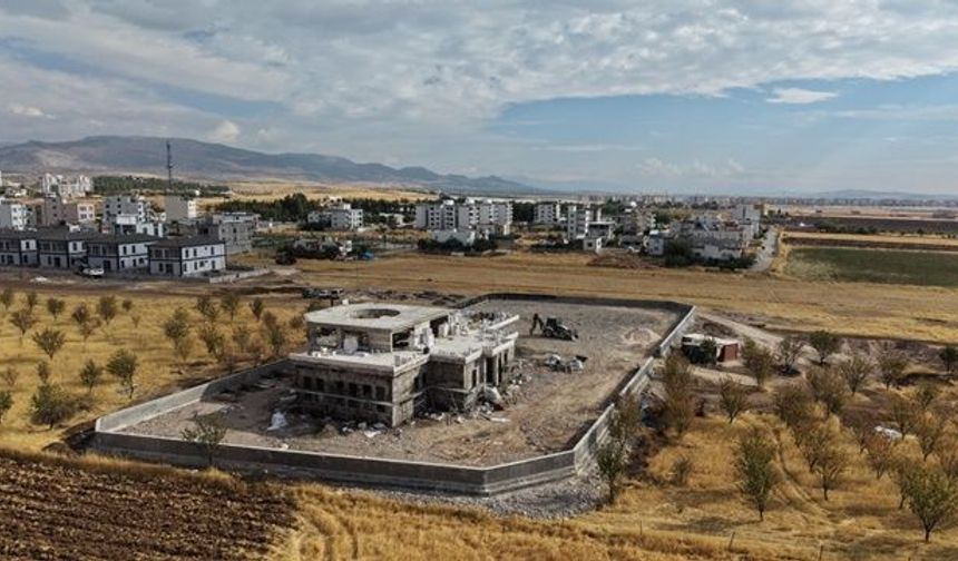 Adıyaman’da tarihî miras ayağa kaldırılıyor, kamu binaları yenileniyor