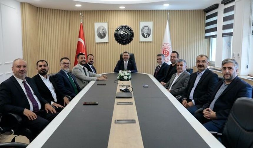SAĞLIK-SEN HEYETİNDEN BAKAN YARDIMCISI AHMET AYDIN’A ZİYARET