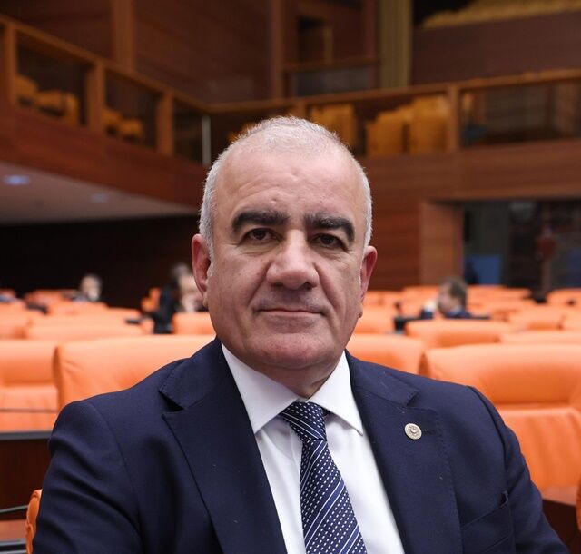 Hüseyin ÖZHAN: GÖLBAŞI'NI YENİDEN AYAĞA KALDIRIYORUZ