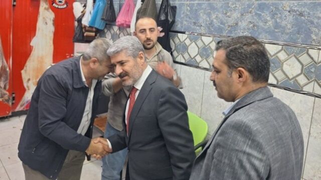 Reşit Alkan vatandaşların bayramını tebrik etti