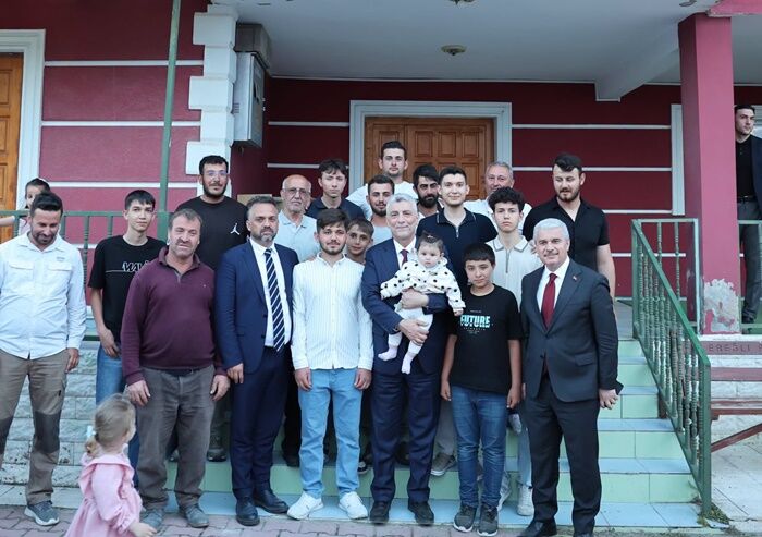 Ereğliler hemşerileri bakan Ömer Bolat'ı bağrına bastı