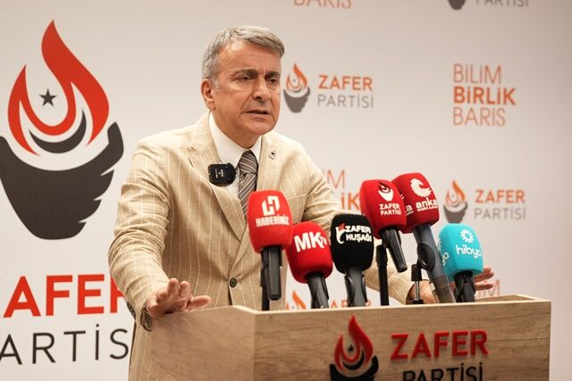 Azmi Karamahmutoğlu:TÜRK KAMUOYU YANILTILIYOR, ALDATILIYOR