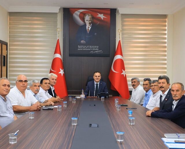 Vali İdris Dr.Akbıyık Milas muhtarlar heyetini kabul etti