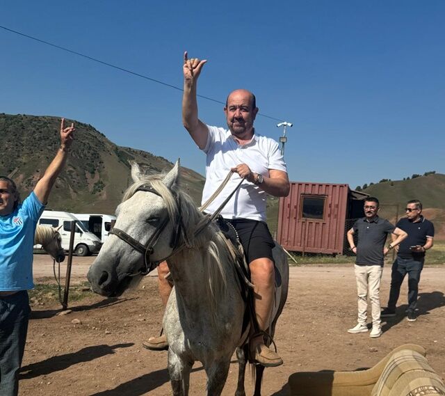 Tamer Atalay Kırgizistan'da moral buldu